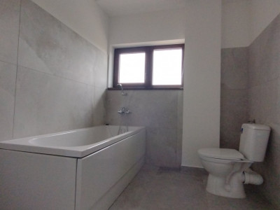 Apartament 3 camere, Zona Freidorf - Scara interioara, terasa 21 mp imagine mica 14, foxfort.ro