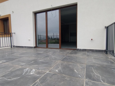 Apartament 3 camere, Zona Freidorf - Scara interioara, terasa 21 mp imagine mica 15, foxfort.ro