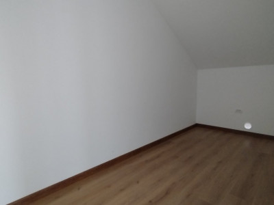 Apartament 3 camere, Zona Freidorf - Scara interioara, terasa 21 mp imagine mica 17, foxfort.ro