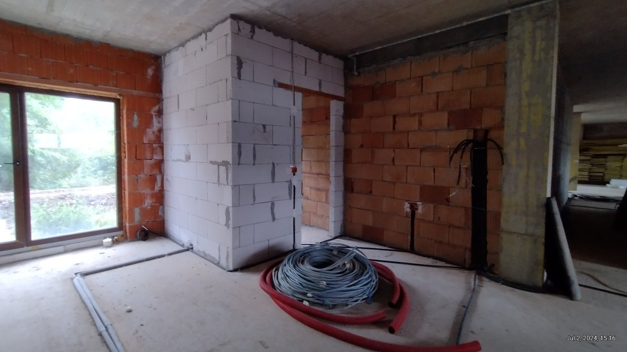 Spatiu Comercial Modern cu 2 incaperi si 3 Locuri de Parcare - Freidorf 6, foxfort.ro