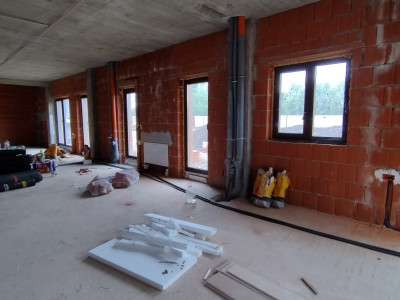 Spatiu Comercial Modern cu 2 incaperi si 3 Locuri de Parcare - Freidorf imagine mica 2, foxfort.ro