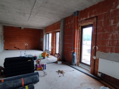 Spatiu Comercial Modern cu 2 incaperi si 3 Locuri de Parcare - Freidorf imagine mica 3, foxfort.ro