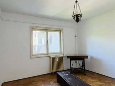 Apartament 2 camere de vanzare, zona Dorobantilor