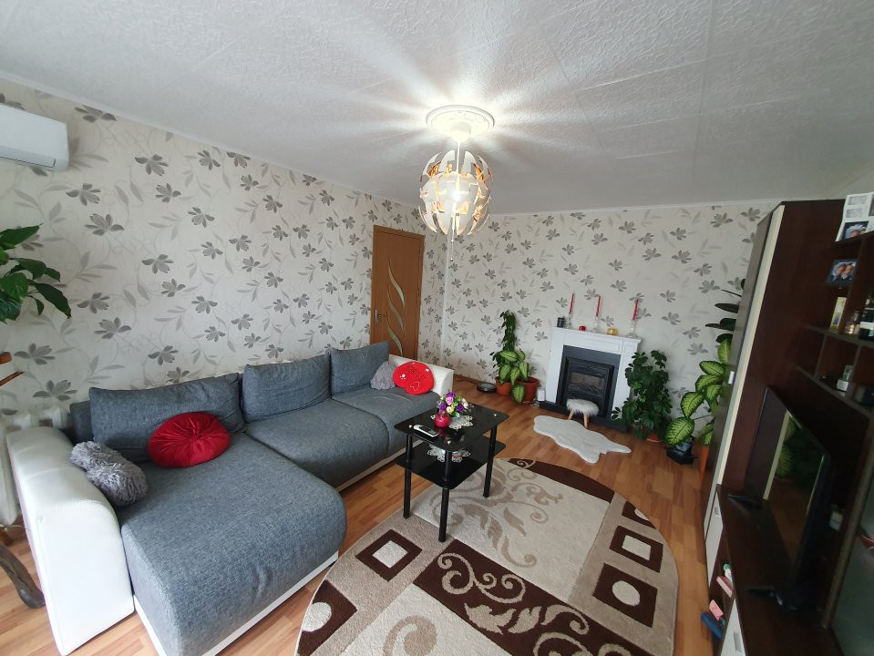 COMISION 0% Apartament 4 camere decomandat 91 mp utili, zona Plavat II 12, foxfort.ro