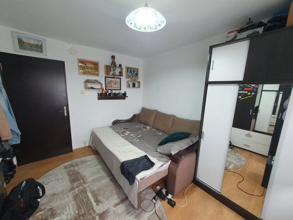 COMISION 0% Apartament 4 camere decomandat 91 mp utili, zona Plavat II 23, foxfort.ro