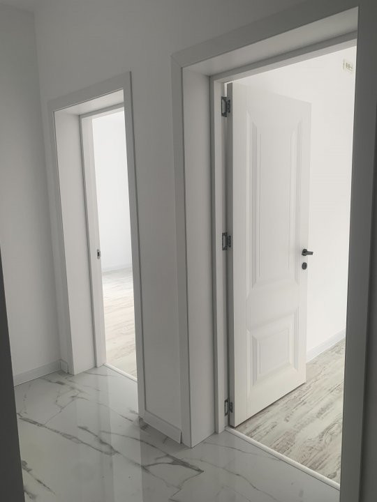  Apartament cu 3 camere decomandat, zona Dumbravita 6, foxfort.ro