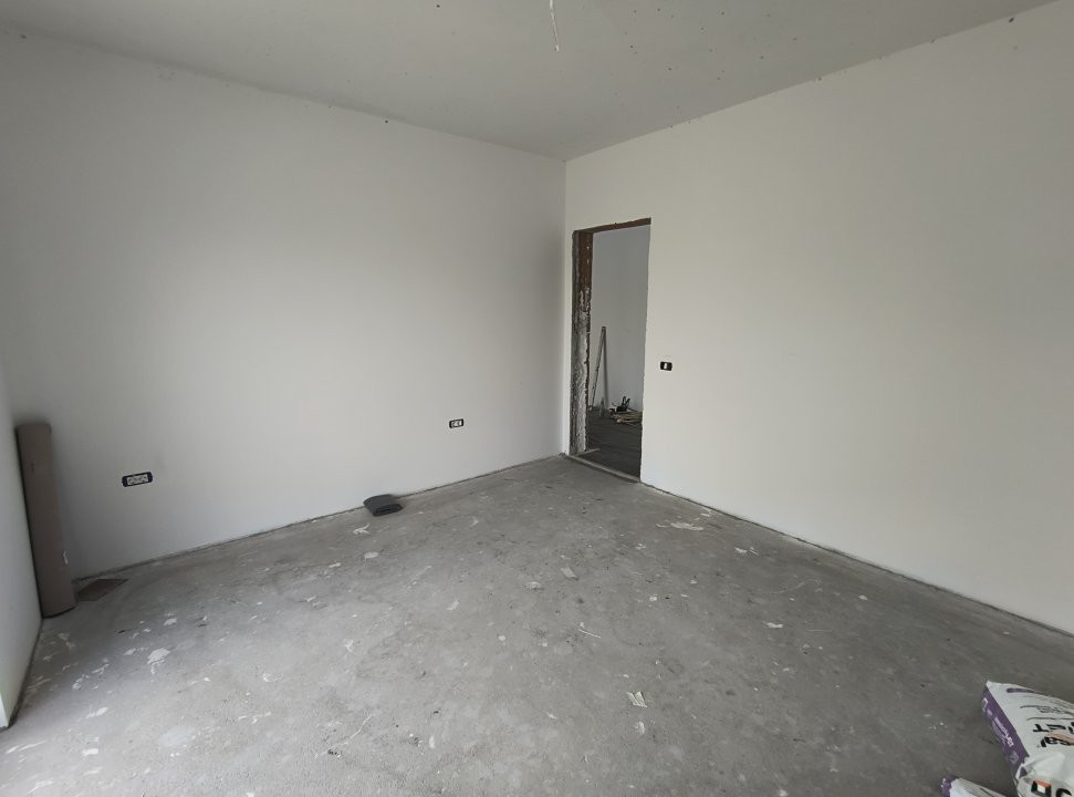 COMISION 0% Apartament cu 3 camere, zona Plopi 3, foxfort.ro