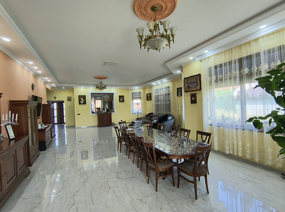 Casa Individuala cu 4 camere, echipata cu panouri, pompa de caldura in zona Sag 4, foxfort.ro