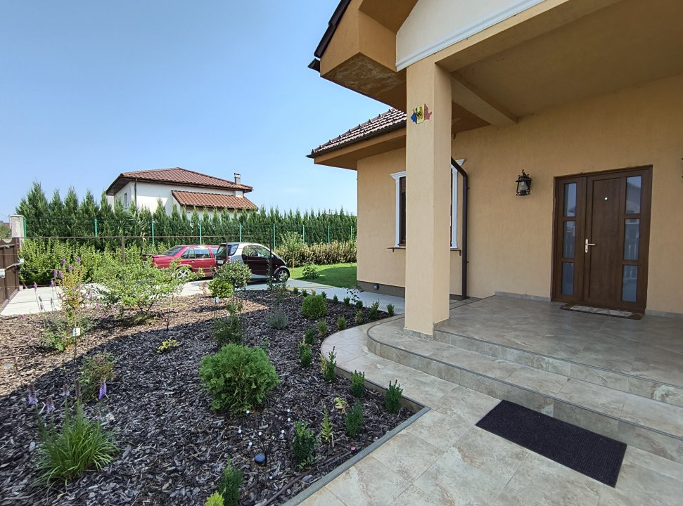 Casa Individuala cu 4 camere, echipata cu panouri, pompa de caldura in zona Sag 19, foxfort.ro