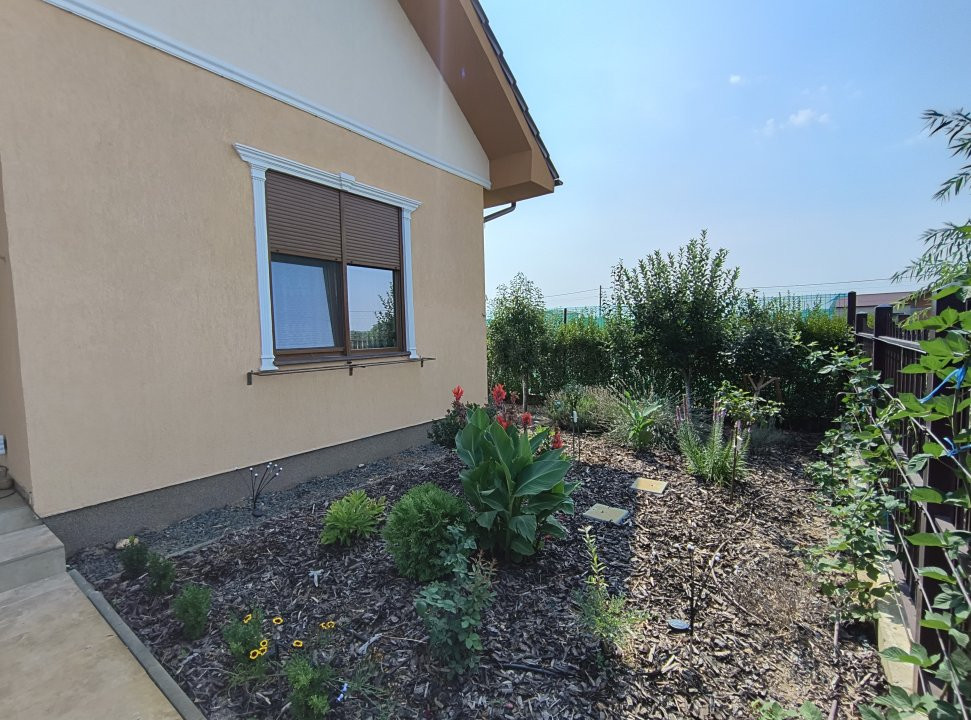 Casa Individuala cu 4 camere, echipata cu panouri, pompa de caldura in zona Sag 21, foxfort.ro