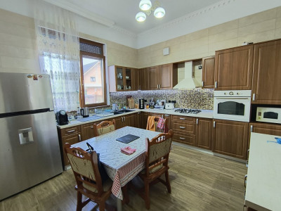 Casa Individuala cu 4 camere, echipata cu panouri, pompa de caldura in zona Sag imagine mica 6, foxfort.ro