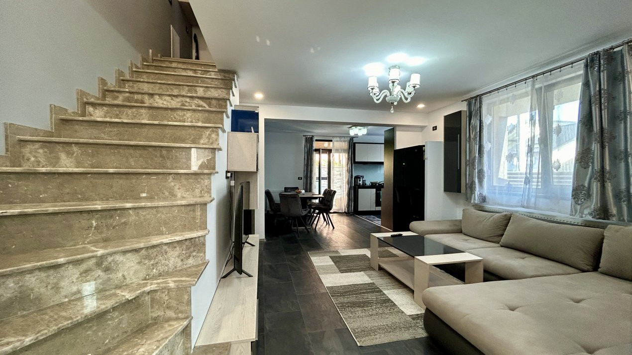 Casa cu 3 camere de vanzare - Dumbravita zona centrala 2, foxfort.ro
