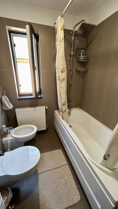 Casa cu 3 camere de vanzare - Dumbravita zona centrala 18, foxfort.ro