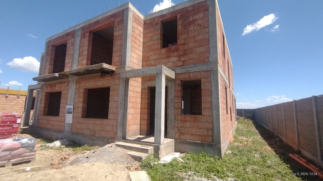 Duplex 5 camere, Sacalaz - Proiect deosebit 16, foxfort.ro