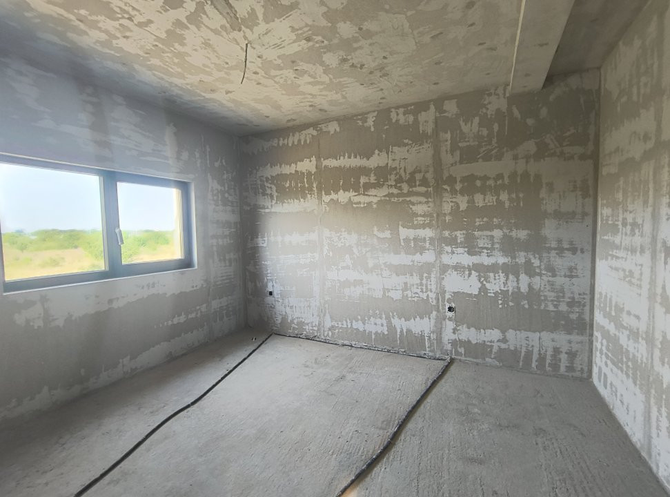 Triplex ultramodern cu 5 camere si 2 bai, in localitatea Timisoara 12, foxfort.ro