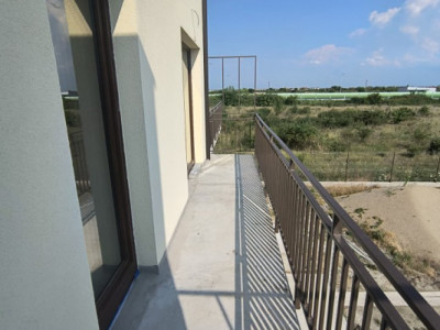 Triplex ultramodern cu 5 camere si 2 bai, in localitatea Timisoara imagine mica 10, foxfort.ro