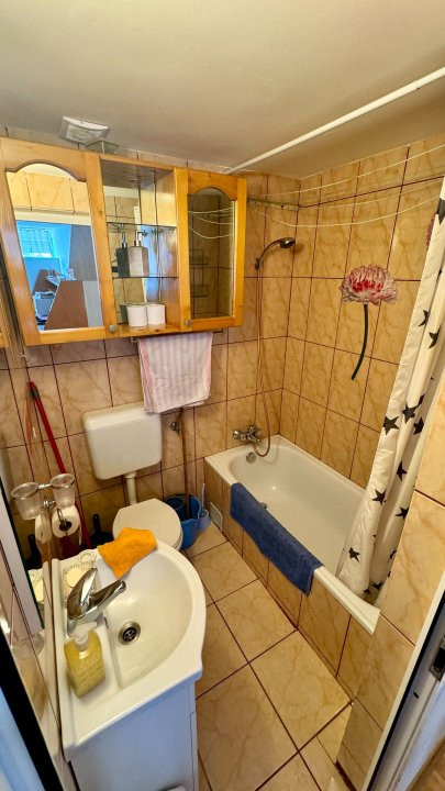 Apartament cu 2 camere semidecomandat, Spitalul Judetean 4, foxfort.ro