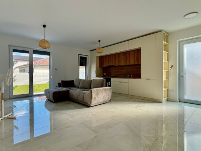 Duplex de vanzare cu 3 camere si 2 bai, zona Giarmata Vii imagine mica 5, foxfort.ro