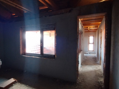 Casa individuala la Rosu, 5 camere, Sacalaz - Proiect deosebit imagine mica 25, foxfort.ro