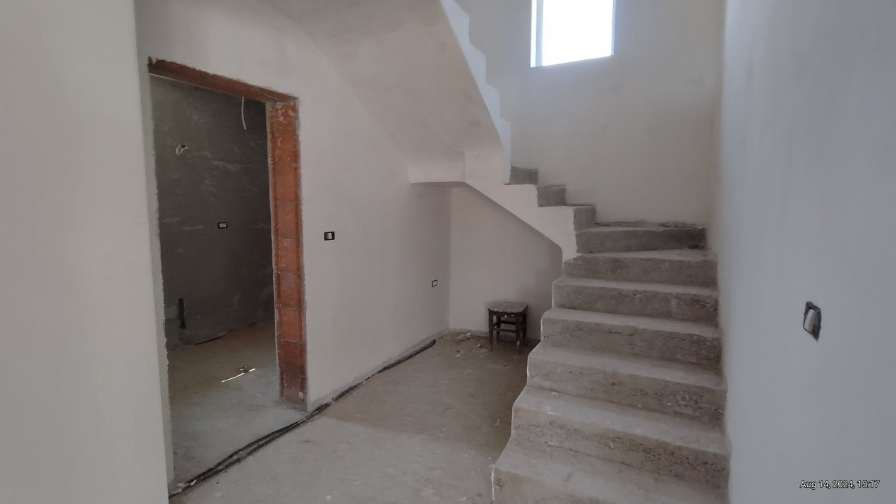 Casa individuala 5 camere, Utvin - Interior semifinisat 8, foxfort.ro