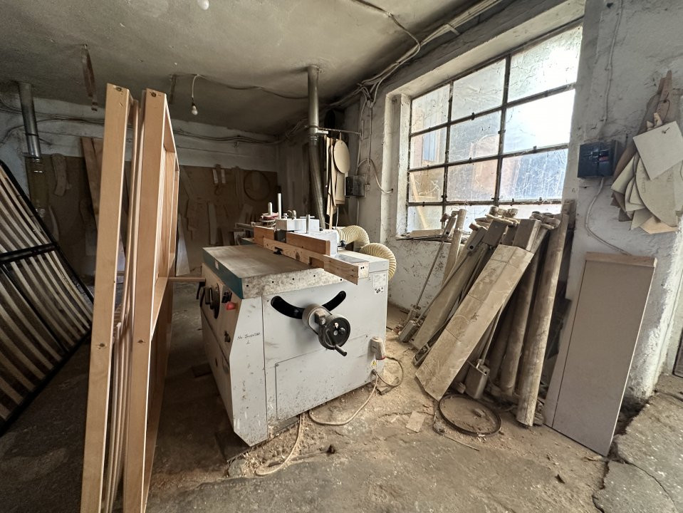 Oportunitate de investitie! Fabrica de mobilier complet functionala!  16, foxfort.ro
