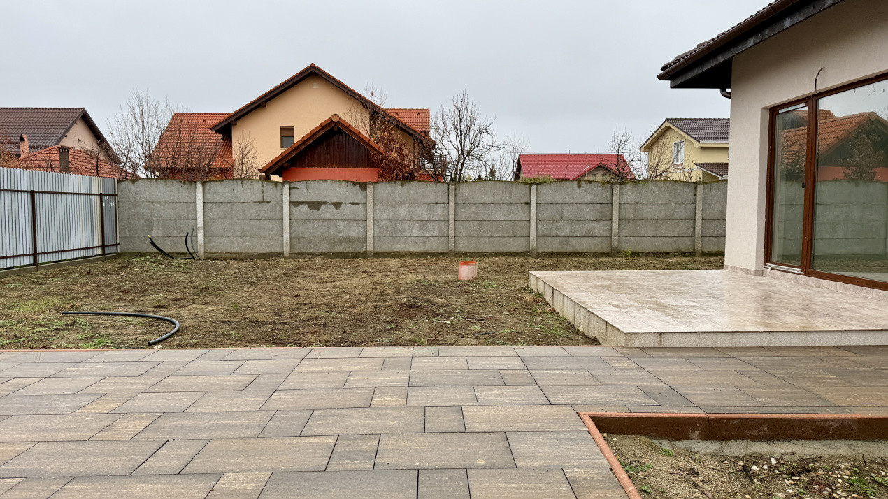 Duplex plan parter Mosnita, 4 camere, 2 bai 17, foxfort.ro