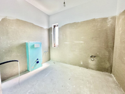 Duplex Mosnita 4 camere, 2 bai - curte amenajata cu gazon si plante! imagine mica 12, foxfort.ro