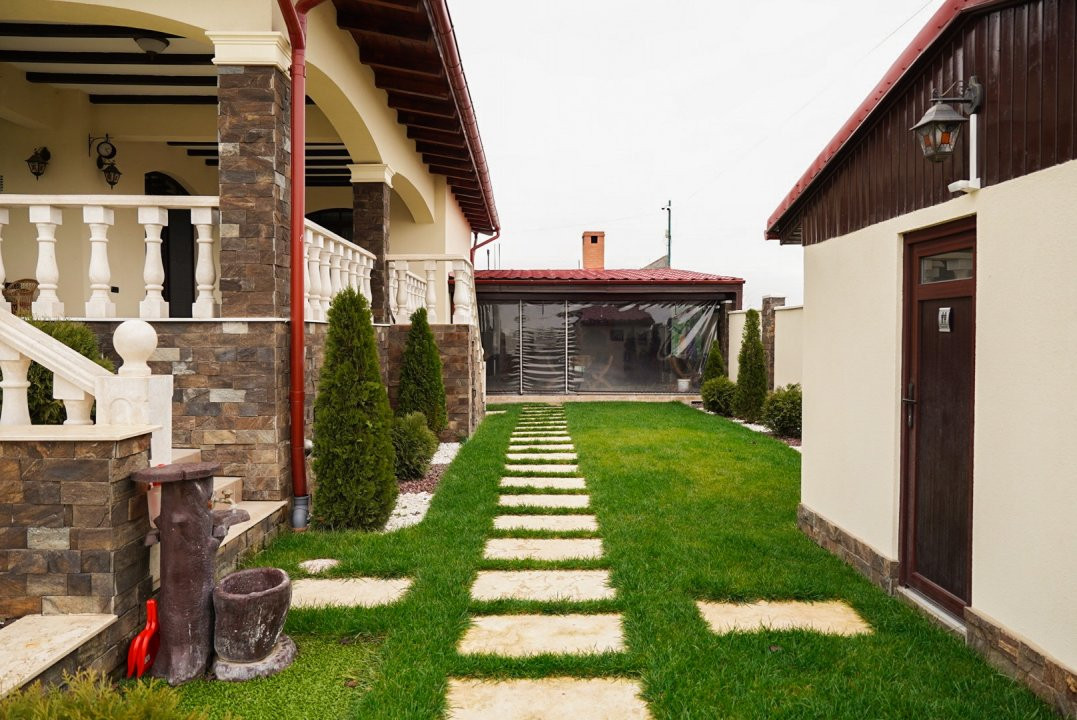 Proprietate unicata in stil clasic in Mosnita Noua - ID V7206 46, foxfort.ro