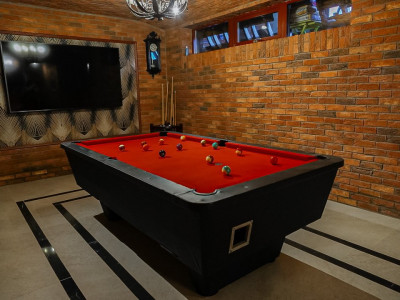 Apartament 3 camere, decomandat, etaj 3, zona Dambovita - ID V3917