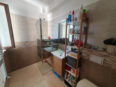 Apartament cu 3 camere, 65 mp utili, mobilat-utilat - Giroc imagine mica 8, foxfort.ro