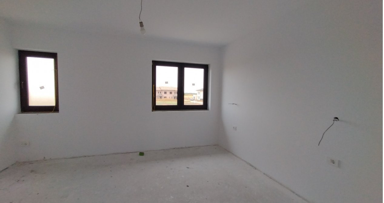 Casa individuala 4 camere si 3 bai, Sacalaz 11, foxfort.ro