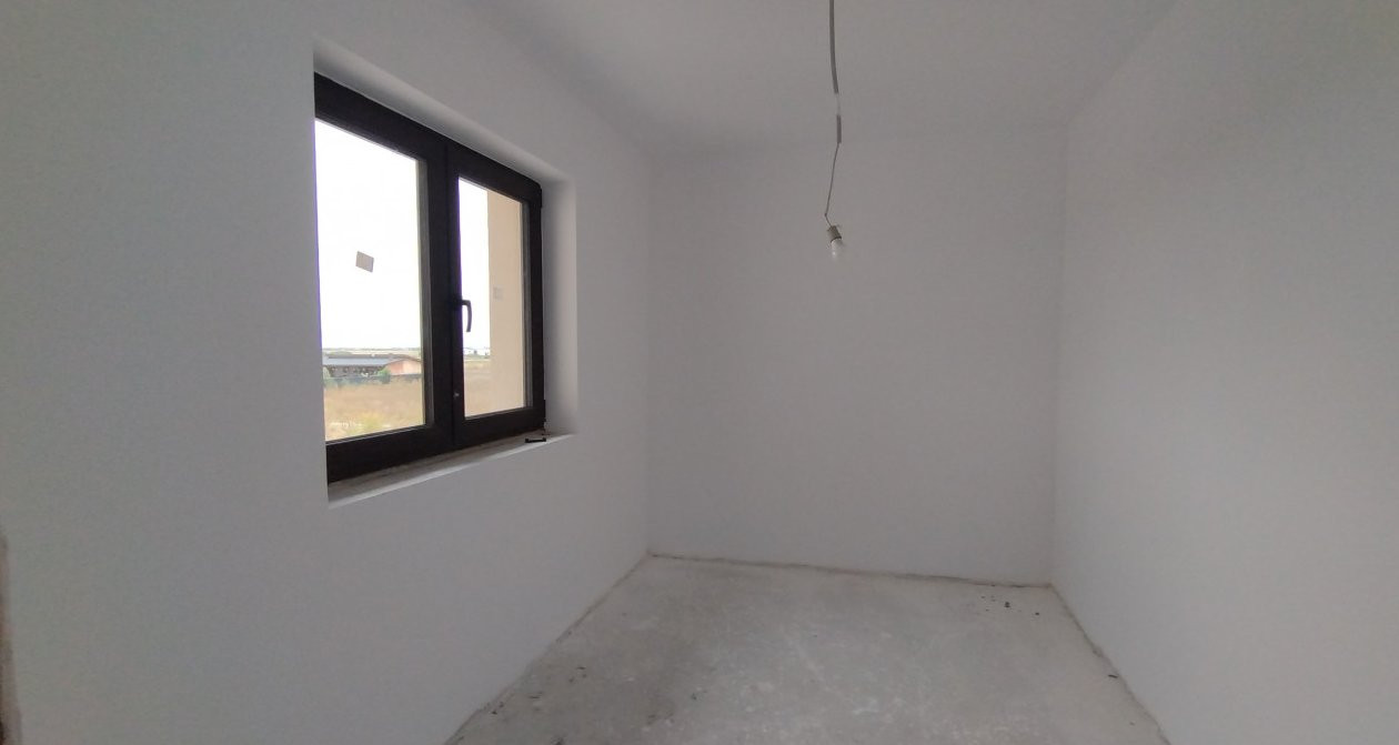 Casa individuala 4 camere si 3 bai, Sacalaz 14, foxfort.ro