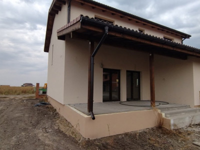 Casa individuala 4 camere si 3 bai, Sacalaz imagine mica 3, foxfort.ro