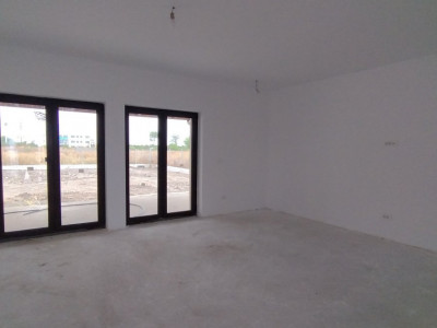 Casa individuala 4 camere si 3 bai, Sacalaz imagine mica 19, foxfort.ro