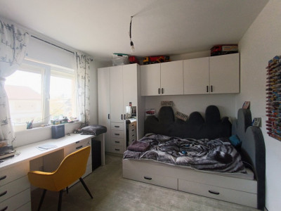 Duplex  4 camere + Apartament - V7228 imagine mica 12, foxfort.ro