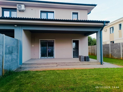 Casa individuala 4 camere, 136 mp utili - Giroc imagine mica 2, foxfort.ro