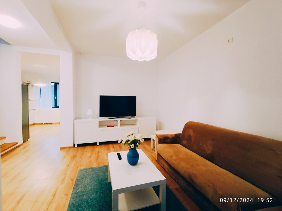 Casa tip triplex cu priveliste de vis in Giroc - V7245 12, foxfort.ro