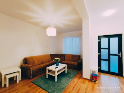 Casa tip triplex cu priveliste de vis in Giroc - V7245 imagine mica 2, foxfort.ro