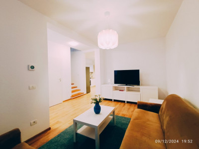 Casa tip triplex cu priveliste de vis in Giroc - V7245 imagine mica 3, foxfort.ro