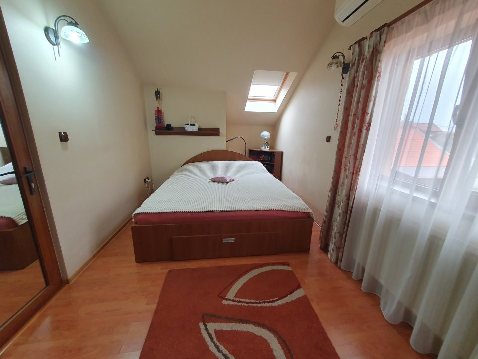 Oportunitate de investitie: 2 case total 8 camere si SAD - Freidorf 13, foxfort.ro