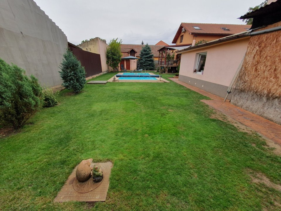 Oportunitate de investitie: 2 case total 8 camere si SAD - Freidorf 20, foxfort.ro