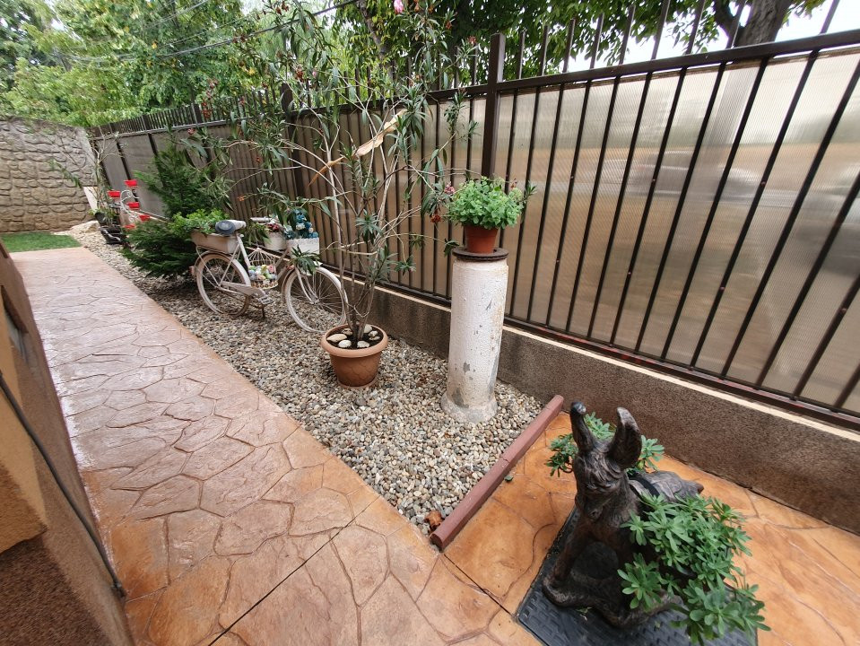 Oportunitate de investitie: 2 case total 8 camere si SAD - Freidorf 39, foxfort.ro