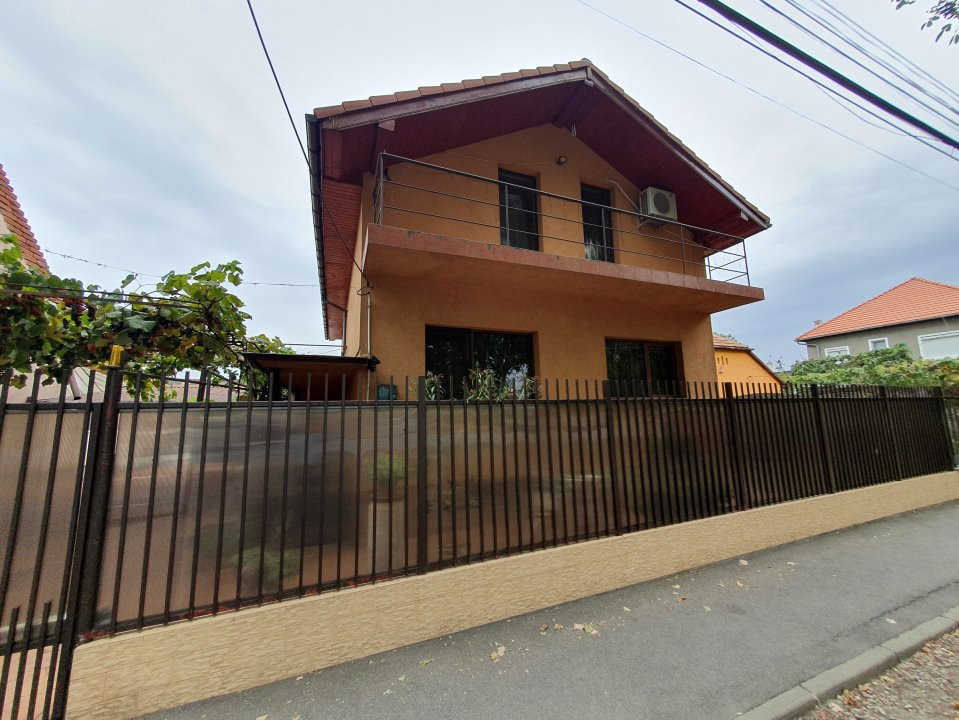 Oportunitate de investitie: 2 case total 8 camere si SAD - Freidorf 46, foxfort.ro