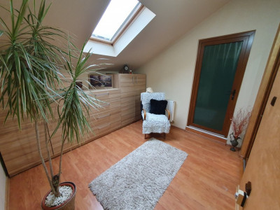 Oportunitate de investitie: 2 case total 8 camere si SAD - Freidorf imagine mica 12, foxfort.ro