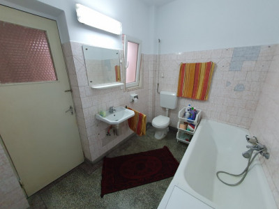 Oportunitate de investitie: 2 case total 8 camere si SAD - Freidorf imagine mica 31, foxfort.ro