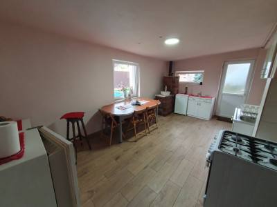 Oportunitate de investitie: 2 case total 8 camere si SAD - Freidorf imagine mica 34, foxfort.ro