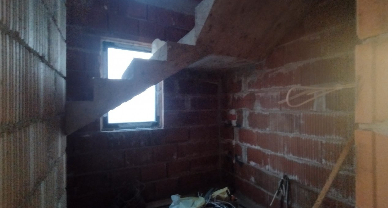 Duplex 5 camere, Becicherecu Mic - Garaj, terasa, Interior la Rosu 7, foxfort.ro