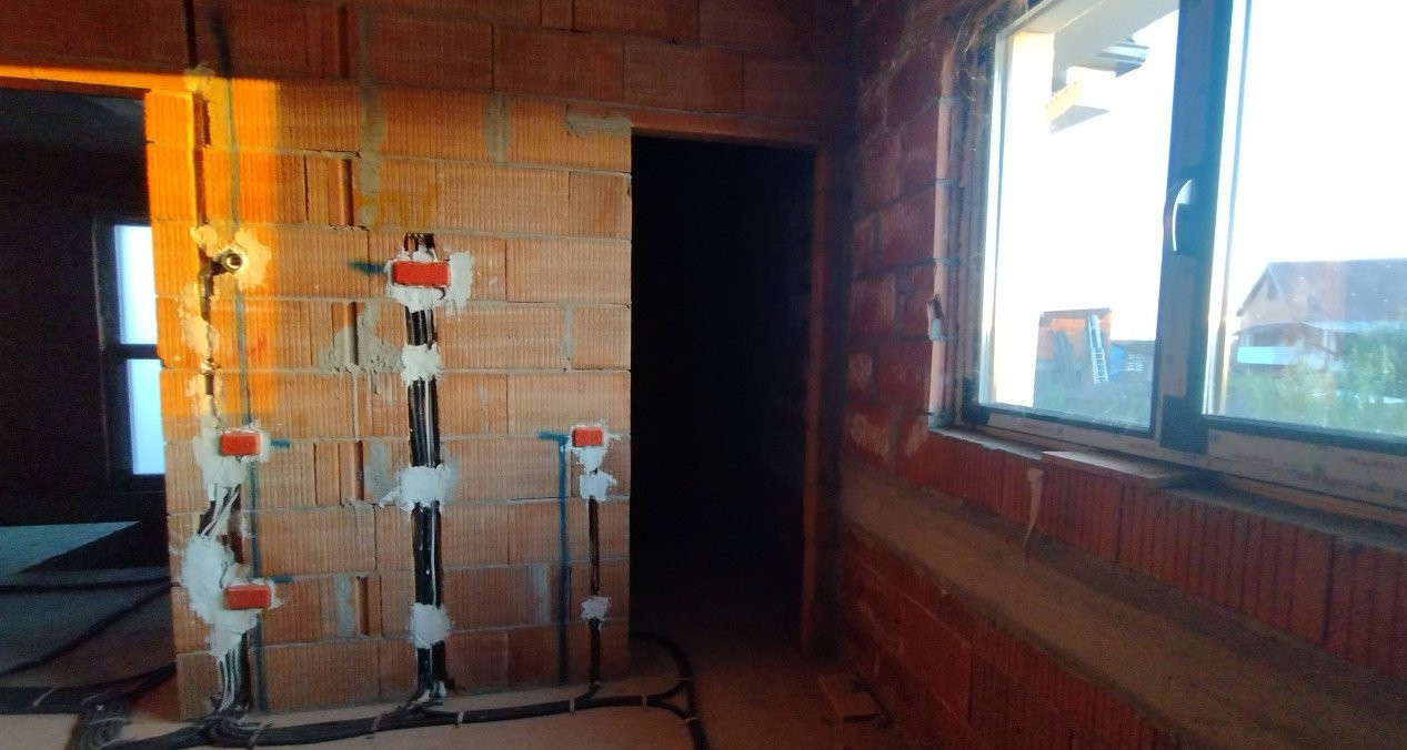 Duplex 5 camere, Becicherecu Mic - Garaj, terasa, Interior la Rosu 13, foxfort.ro