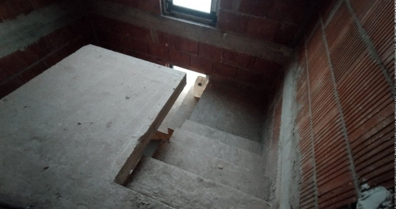 Duplex 5 camere, Becicherecu Mic - Garaj, terasa, Interior la Rosu 24, foxfort.ro