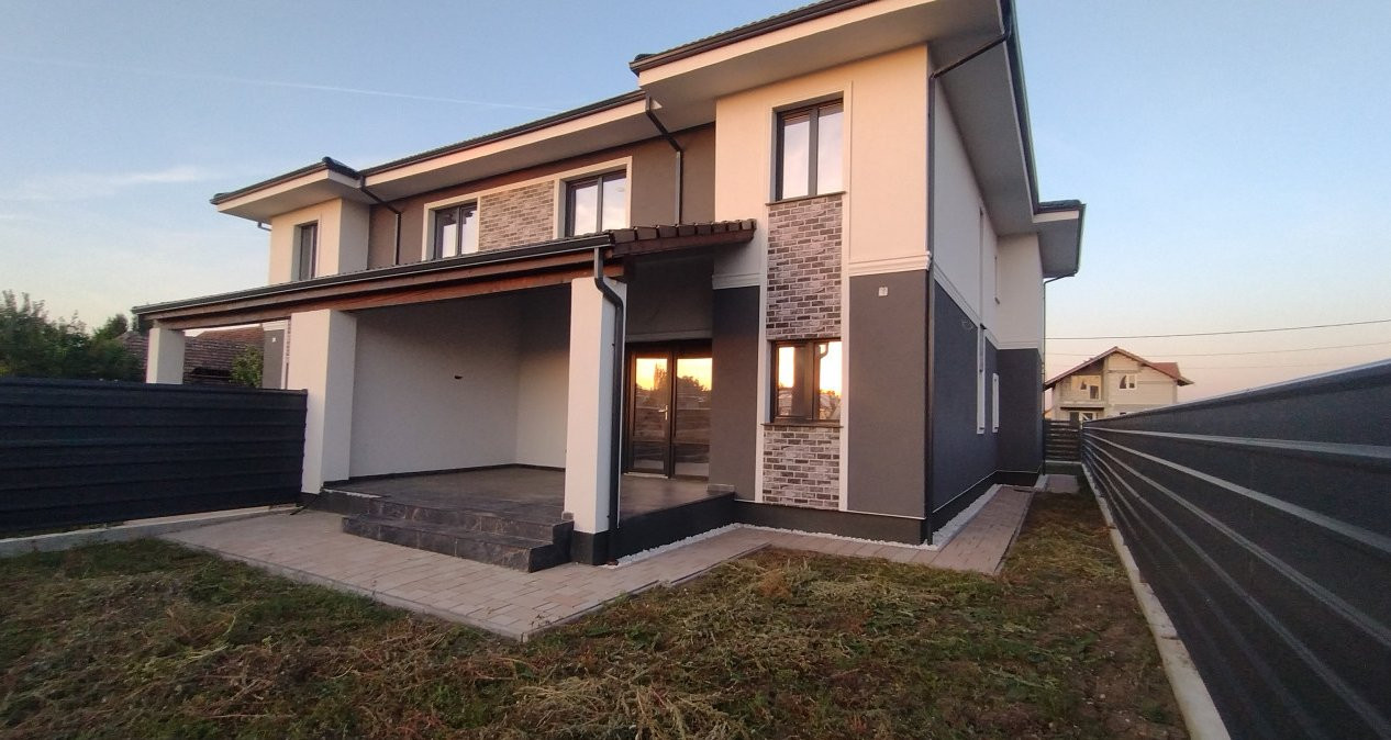 Duplex 5 camere, Becicherecu Mic - Garaj, terasa, Interior la Rosu 25, foxfort.ro
